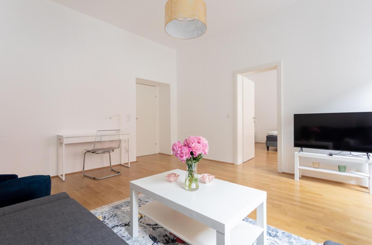 Charming Flat&Balcony near CentralStation Apt 5 Wiedeń Zewnętrze zdjęcie